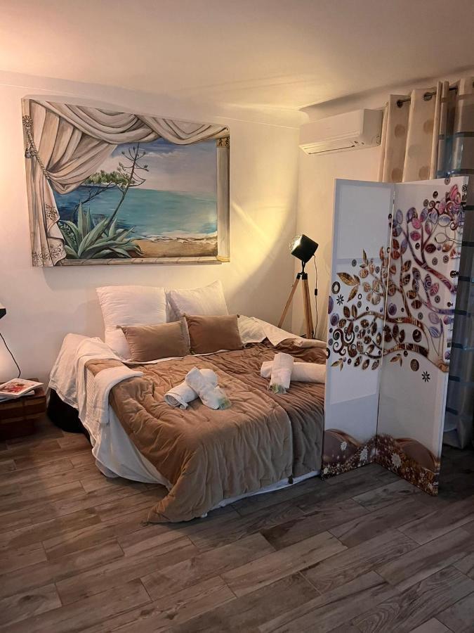 Les Canoubiers Luxe Et Serenite Au Coeur De Saint-Tropez Suites Spacieuses Avec Jardin Enchanteur Exterior photo
